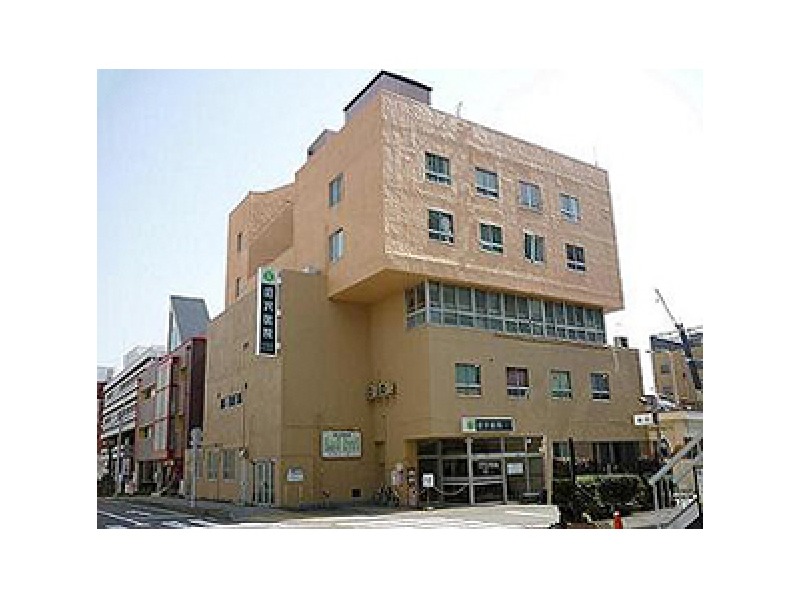 沼津駅南口より徒歩3分の田沢医院・外観